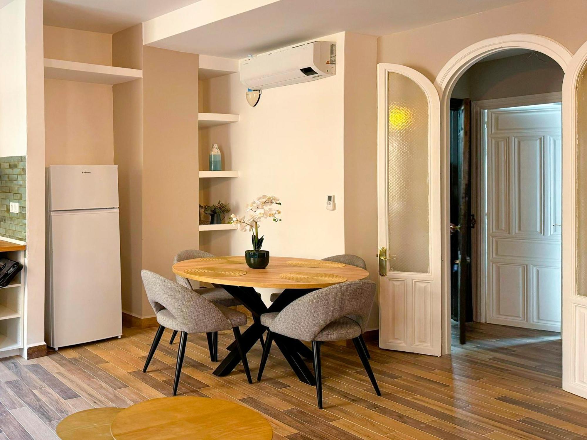 Apartamentos Plaza San Agustin 3000 Гранада Экстерьер фото